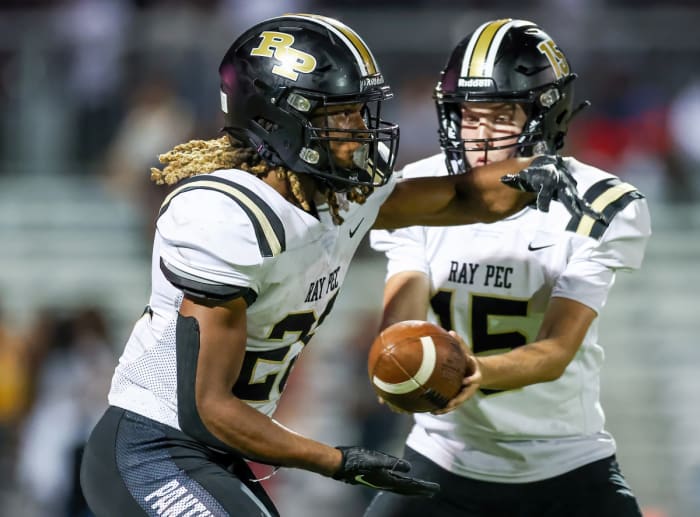 Raymore-Peculiar at Lee's Summit North Missouri football 9-29-23 David Smith 23777